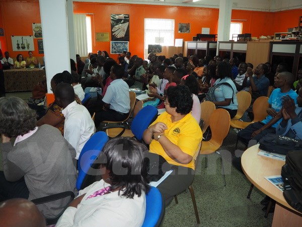 Vietnamese students promote homeland’s images in Mozambique